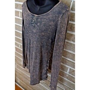 VTG Y2K T Party Womens embelished rhinestone Long Sleeve mineral Tie Dye Size L